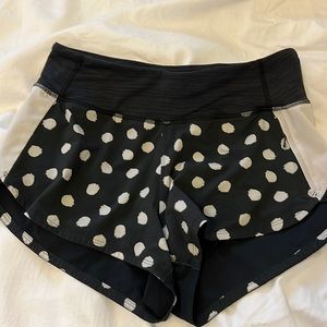 Outdoor Voices Women’s Hudson polka dot lined running shorts Size S